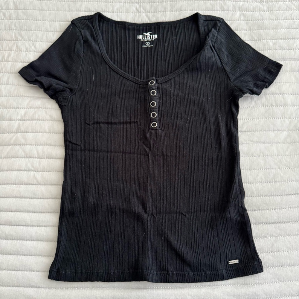 Hollister Top
